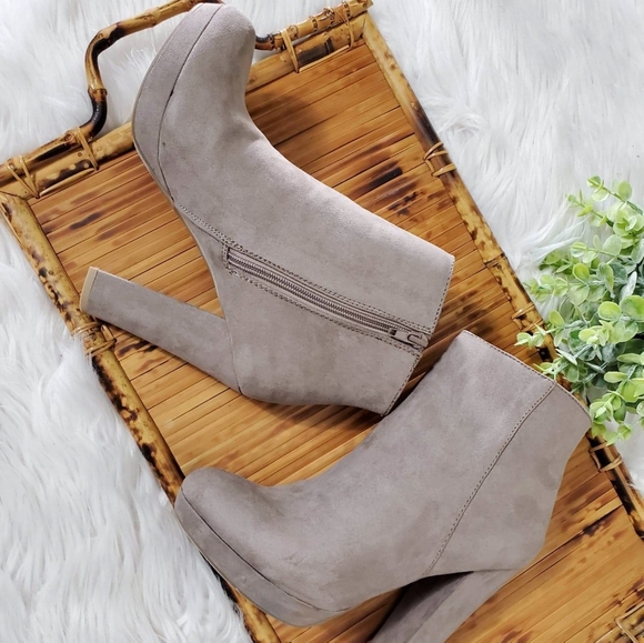 Report - Picture 9 of 10